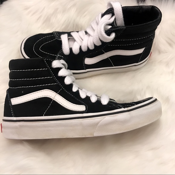 black vans junior size 5